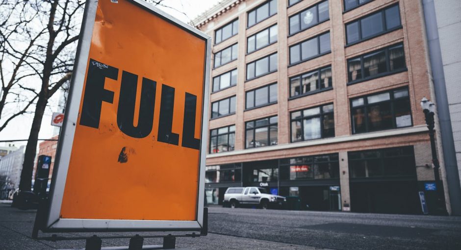 advertising-banner-at-roadside-on-city-street